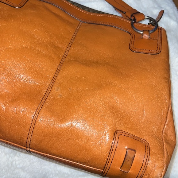 Kenneth Cole GUC Leather Handbag - Picture 4 of 11